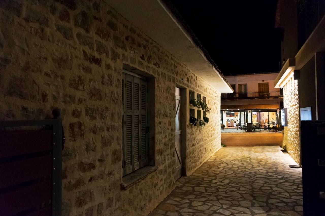 19.40 Luxury Guesthouse Kalpaki  Eksteriør billede